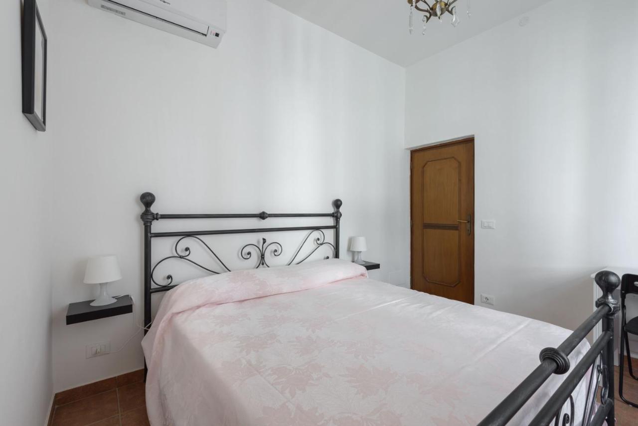 ローマ Cornelia Penthouse Bed & Breakfast エクステリア 写真