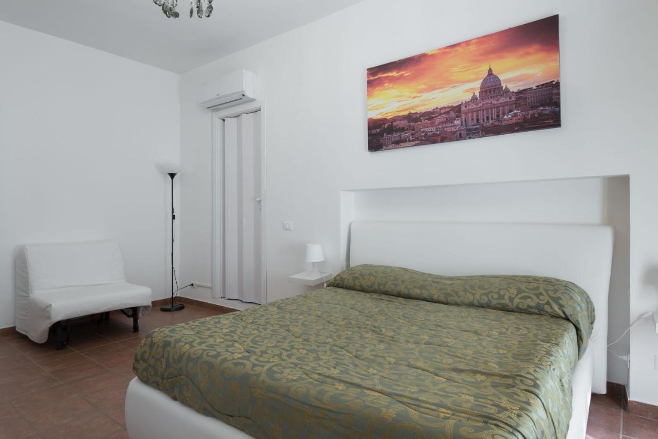 ローマ Cornelia Penthouse Bed & Breakfast エクステリア 写真