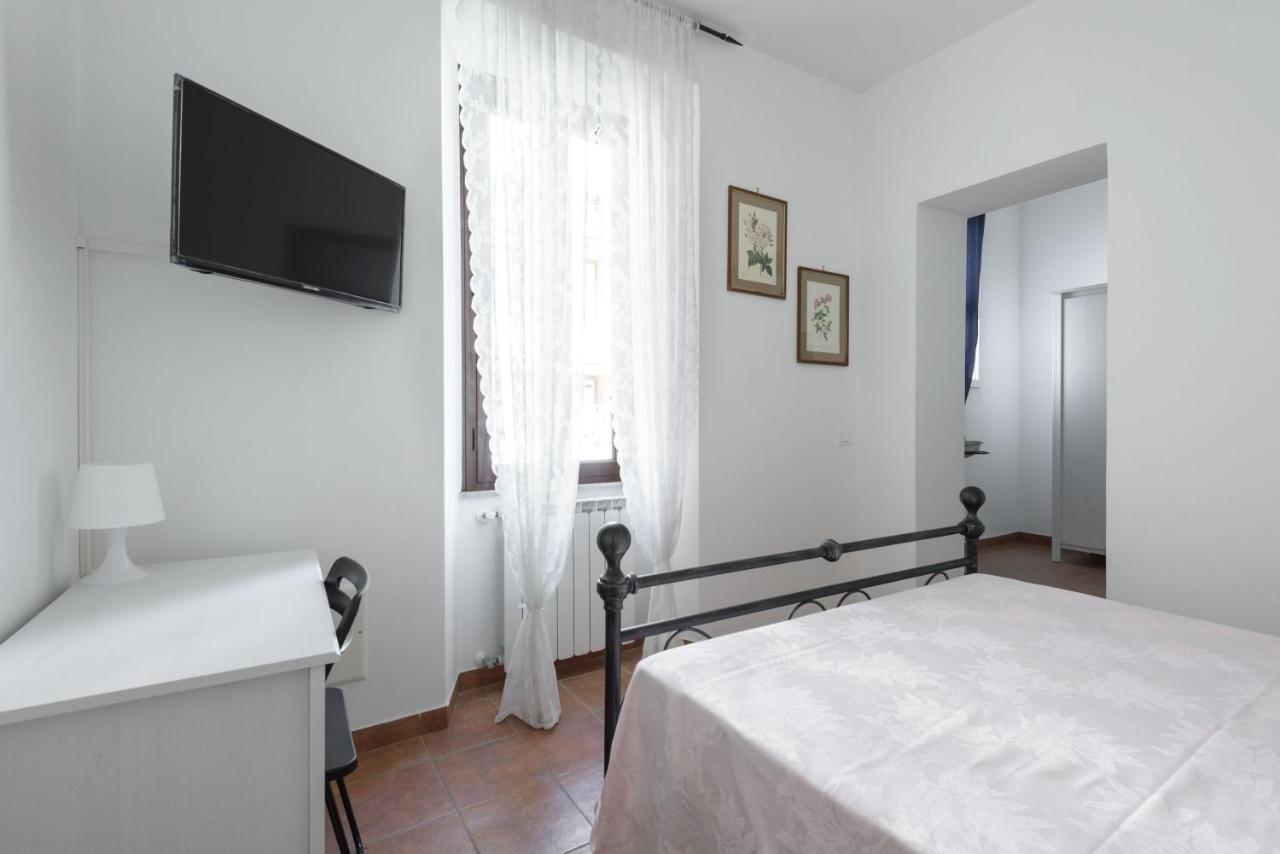 ローマ Cornelia Penthouse Bed & Breakfast エクステリア 写真