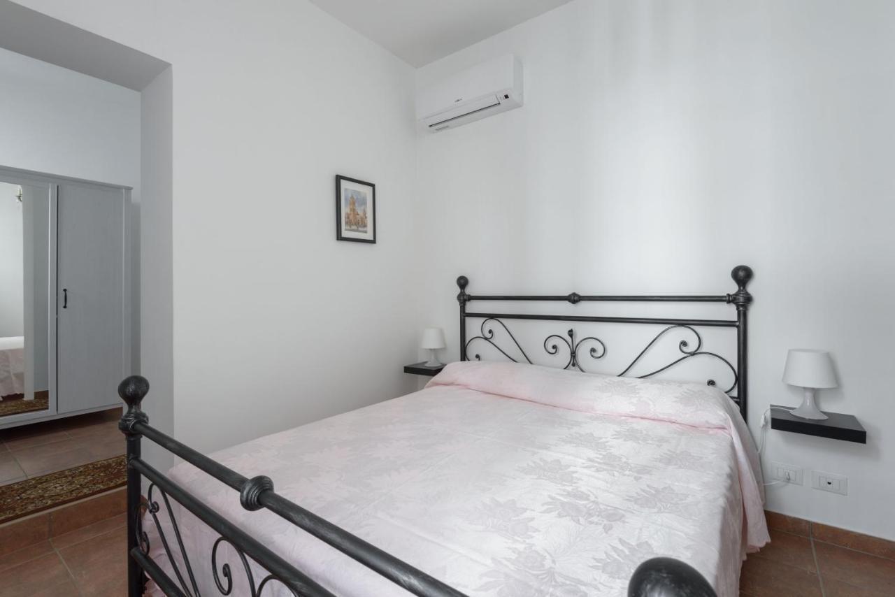 ローマ Cornelia Penthouse Bed & Breakfast エクステリア 写真